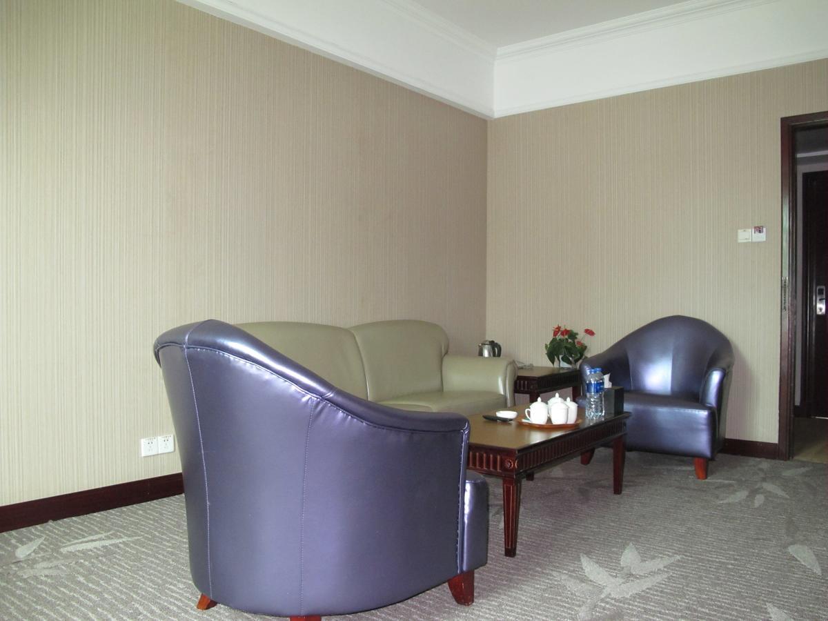 Guangzhou Nanfang Yiyuan Hotel Exterior foto