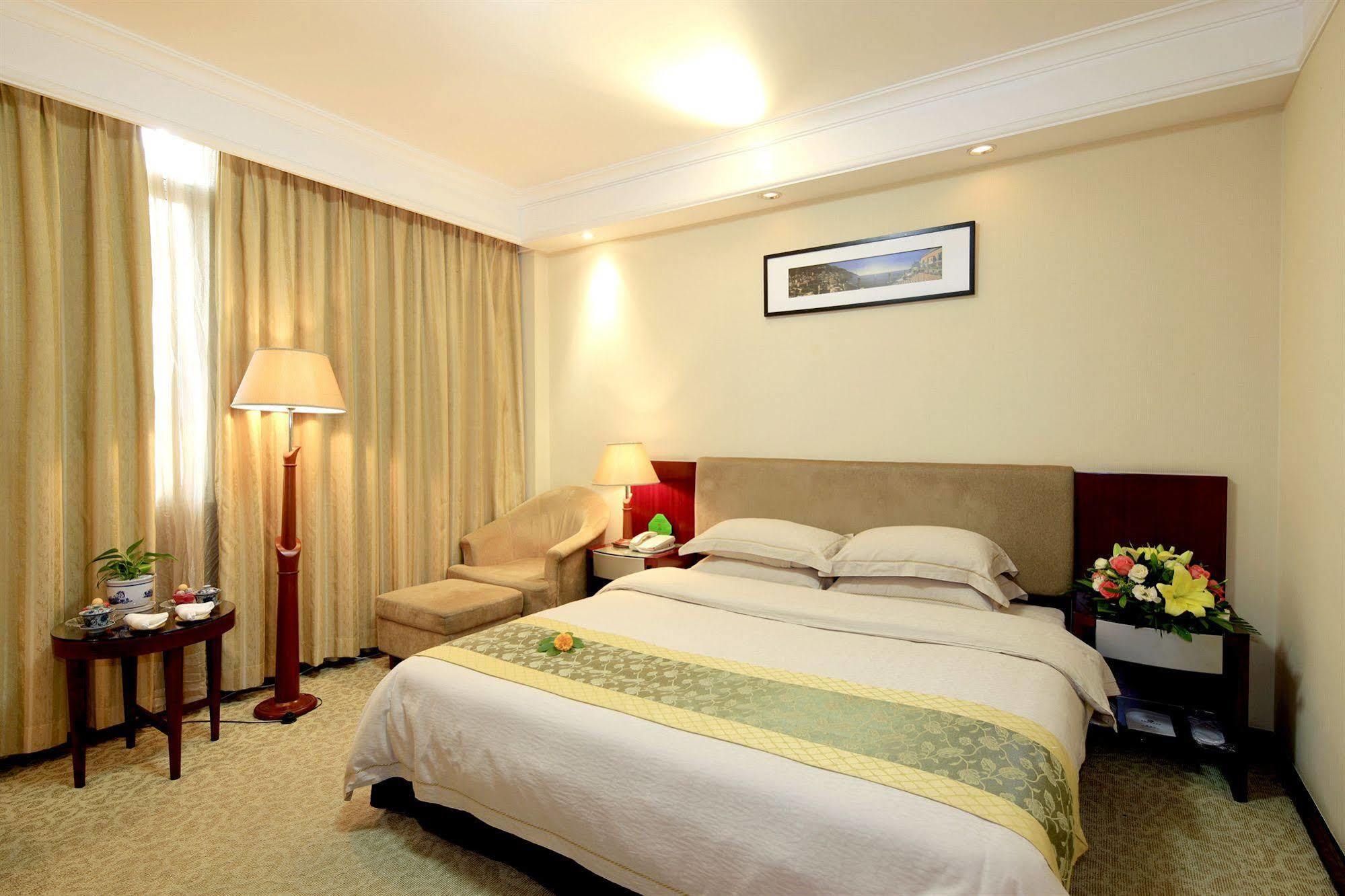 Guangzhou Nanfang Yiyuan Hotel Exterior foto